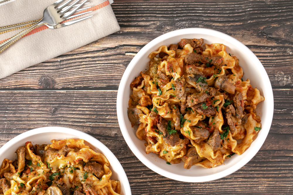 Mafaldine Pasta with Pesto, Steak, Mushrooms and Arrabbiata Sauce - Dawat  Dil Se DDS